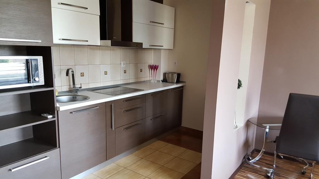 Sunlight Studio Apartment Oradea Zewnętrze zdjęcie